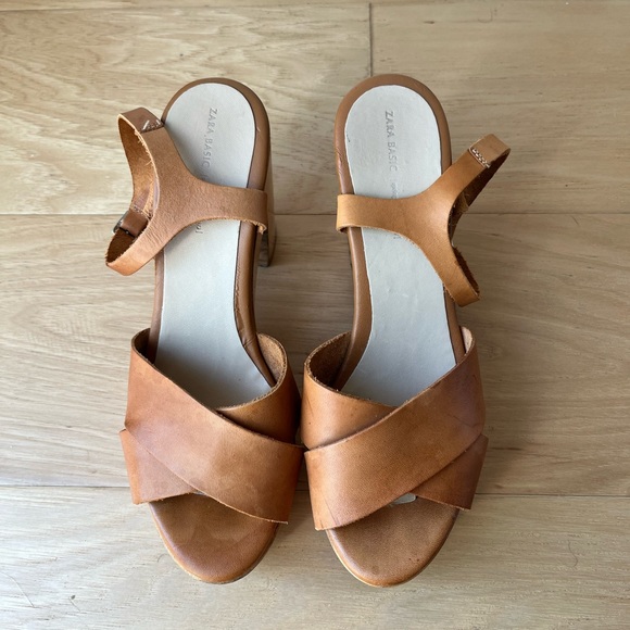 Zara wooden platform leather tan sandals - Picture 3 of 8